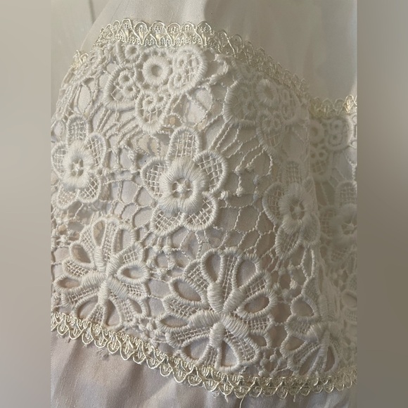 Elegant White Lace Kids Formal Dress - Picture 10 of 13